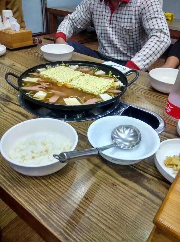 高端拉床,專用機床,內(nèi)拉床,外拉床,數(shù)控機床,自動化生產(chǎn)線,工業(yè)機器人 高端拉床,專用機床,內(nèi)拉床,外拉床,數(shù)控機床,自動化生產(chǎn)線,工業(yè)機器人