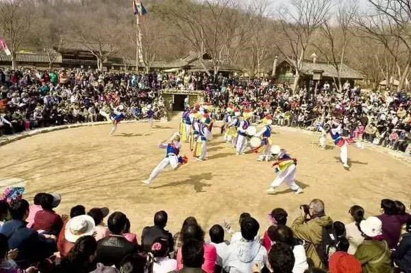 高端拉床,專用機床,內(nèi)拉床,外拉床,數(shù)控機床,自動化生產(chǎn)線,工業(yè)機器人 高端拉床,專用機床,內(nèi)拉床,外拉床,數(shù)控機床,自動化生產(chǎn)線,工業(yè)機器人