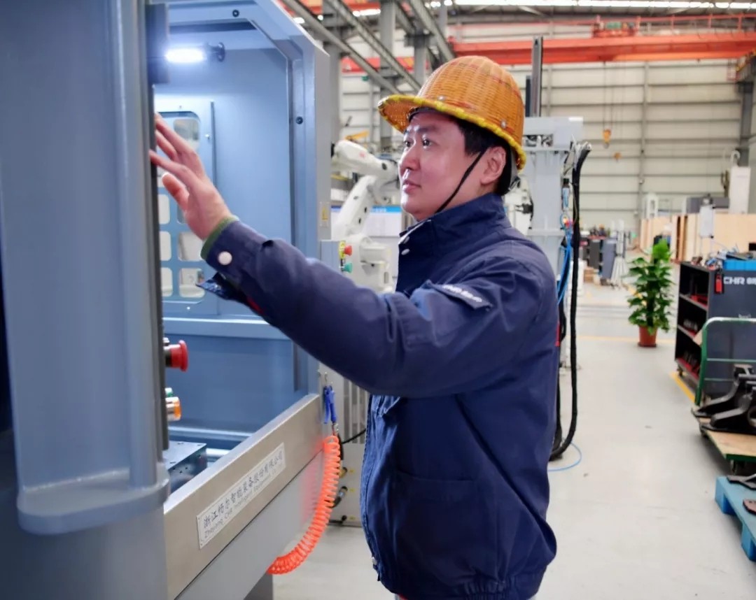 高端拉床,專用機床,內(nèi)拉床,外拉床,數(shù)控機床,自動化生產(chǎn)線,工業(yè)機器人,拉床,拉刀,自動化 高端拉床,專用機床,內(nèi)拉床,外拉床,數(shù)控機床,自動化生產(chǎn)線,工業(yè)機器人,拉床,拉刀,自動化