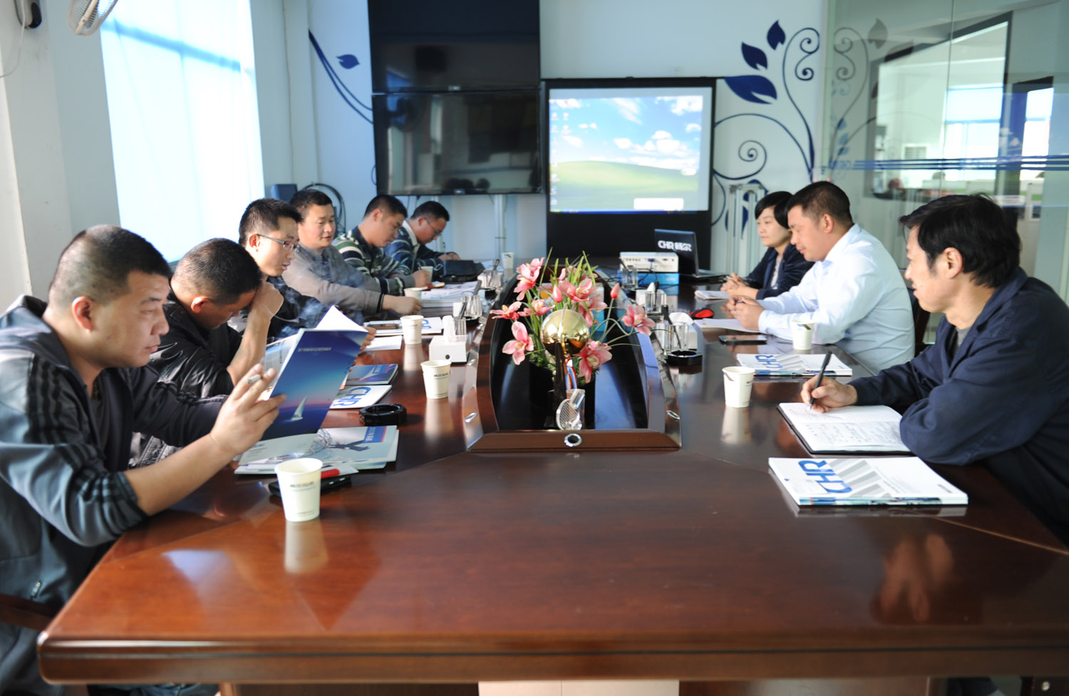 高端拉床,專(zhuān)用機(jī)床,內(nèi)拉床,外拉床,數(shù)控機(jī)床,自動(dòng)化生產(chǎn)線,工業(yè)機(jī)器人,拉床,拉刀,自動(dòng)化