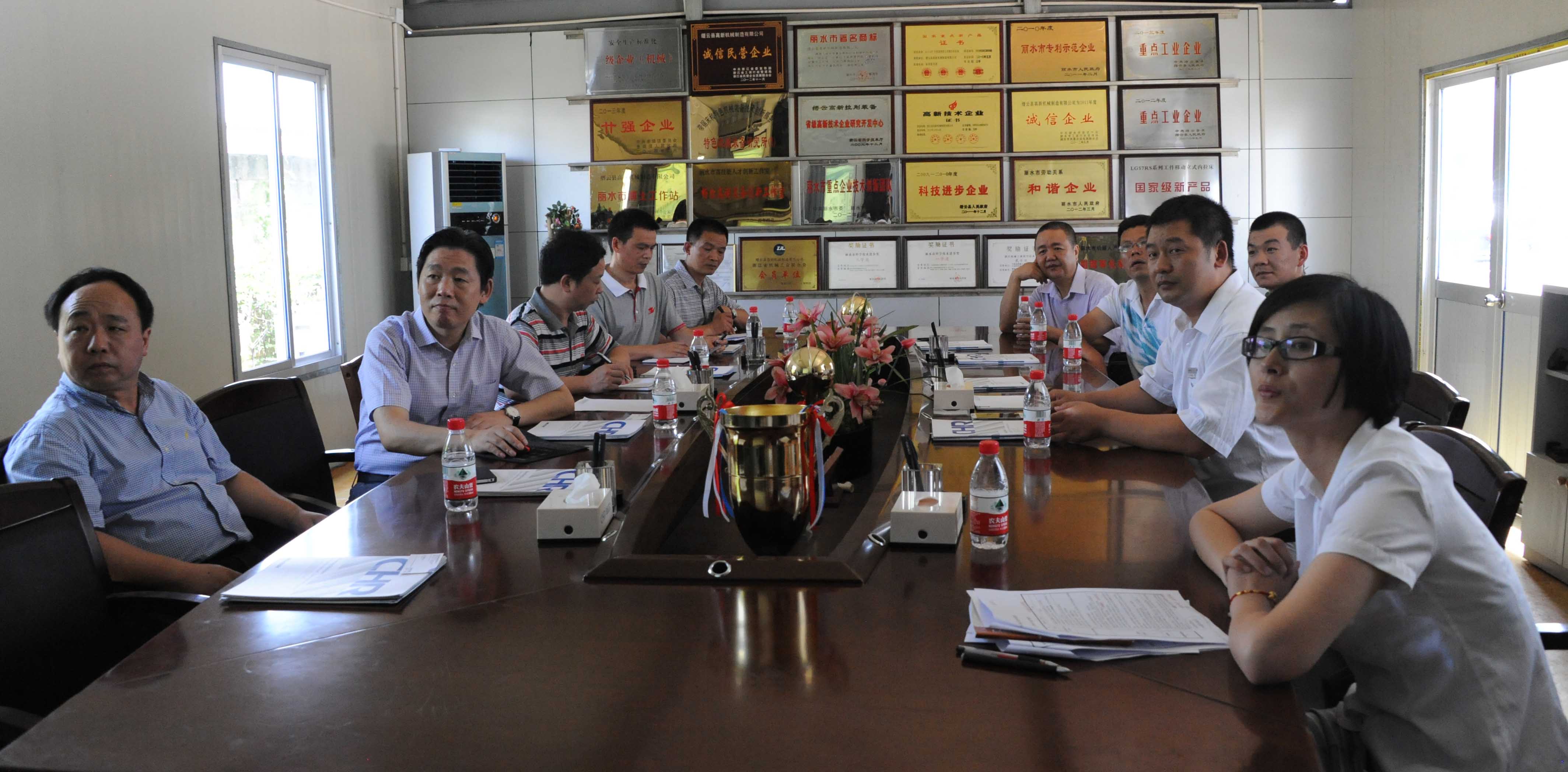 高端拉床,專用機(jī)床,內(nèi)拉床,外拉床,數(shù)控機(jī)床,自動化生產(chǎn)線,工業(yè)機(jī)器人,拉床,拉刀,自動化