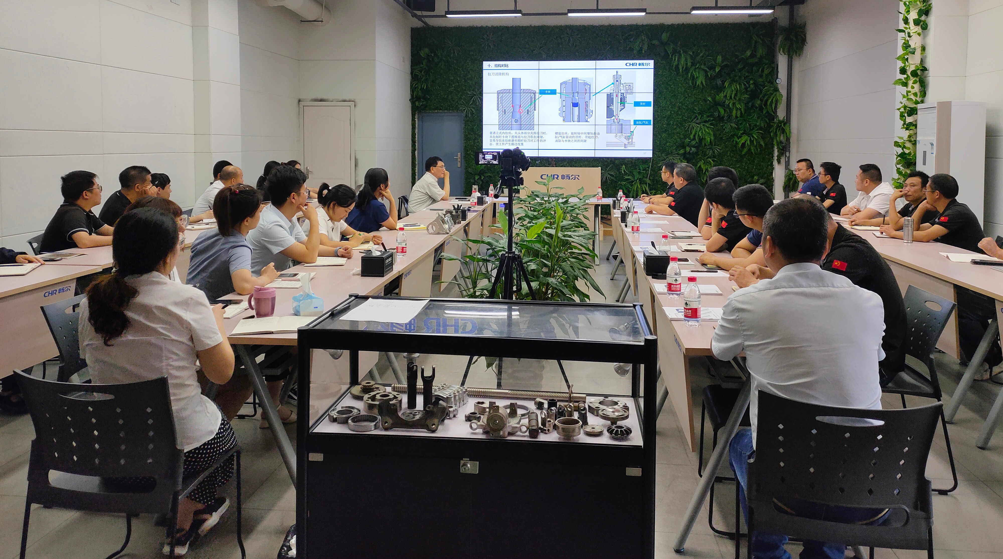 拉床,拉刀,自動化,高端拉床,專用機床,內(nèi)拉床,外拉床,數(shù)控機床,自動化生產(chǎn)線,工業(yè)機器人 拉床,拉刀,自動化,高端拉床,專用機床,內(nèi)拉床,外拉床,數(shù)控機床,自動化生產(chǎn)線,工業(yè)機器人