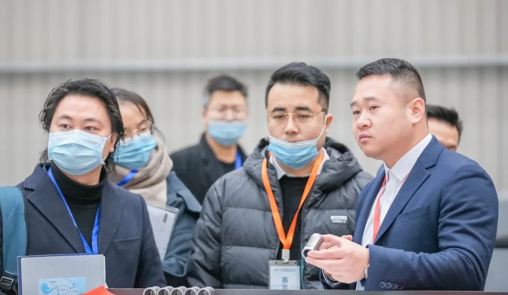 拉床,拉刀,自動化,高端拉床,專用機(jī)床,內(nèi)拉床,外拉床,數(shù)控機(jī)床,自動化生產(chǎn)線,工業(yè)機(jī)器人