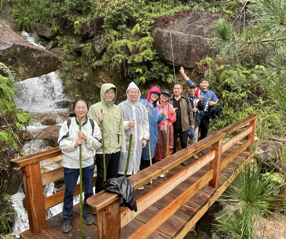 1729647753937361.png 1729647753937361.png