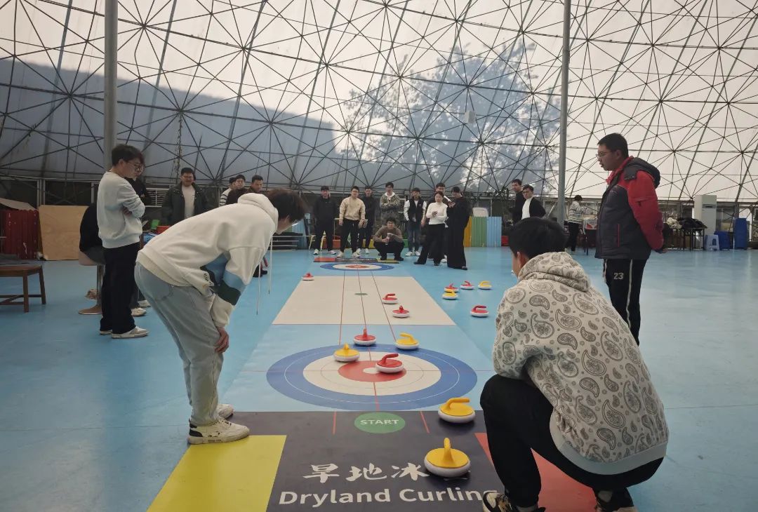 1733359792913607.jpg 1733359792913607.jpg