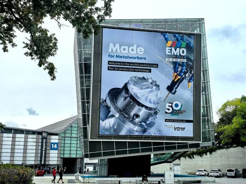 拉床,拉刀,自動化,高端拉床,專用機(jī)床,內(nèi)拉床,外拉床,數(shù)控機(jī)床,自動化生產(chǎn)線,工業(yè)機(jī)器人