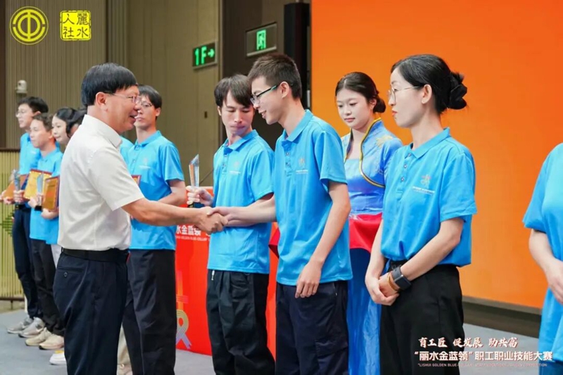 拉床,拉刀,自動化,高端拉床,專用機(jī)床,內(nèi)拉床,外拉床,數(shù)控機(jī)床,自動化生產(chǎn)線,工業(yè)機(jī)器人 拉床,拉刀,自動化,高端拉床,專用機(jī)床,內(nèi)拉床,外拉床,數(shù)控機(jī)床,自動化生產(chǎn)線,工業(yè)機(jī)器人