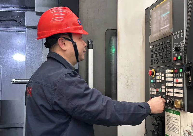 拉床,拉刀,自動化,高端拉床,專用機床,內拉床,外拉床,數控機床,自動化生產線,工業(yè)機器人