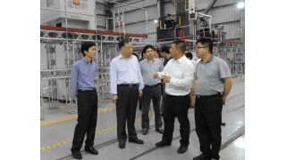 浙江省經(jīng)信委副主任鄧國強來企業(yè)考察